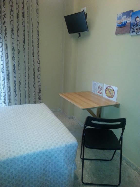 Hostal Tilos Málaga Kültér fotó